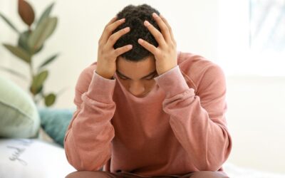 Top 5 Signs of Schizotypal Personality Disorder in Adolescents